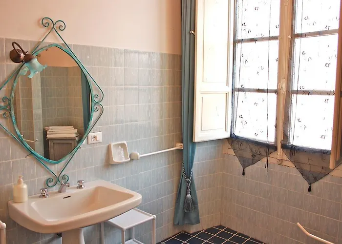 Ca' Del Sol 3* 卡利亚里